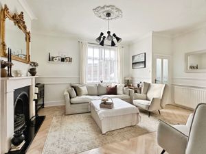 Photo 11- click for photo gallery